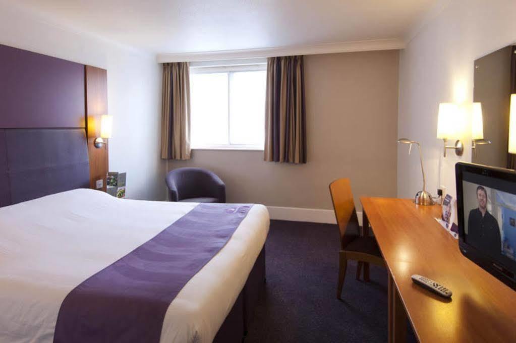 Premier Inn Greenock Kültér fotó